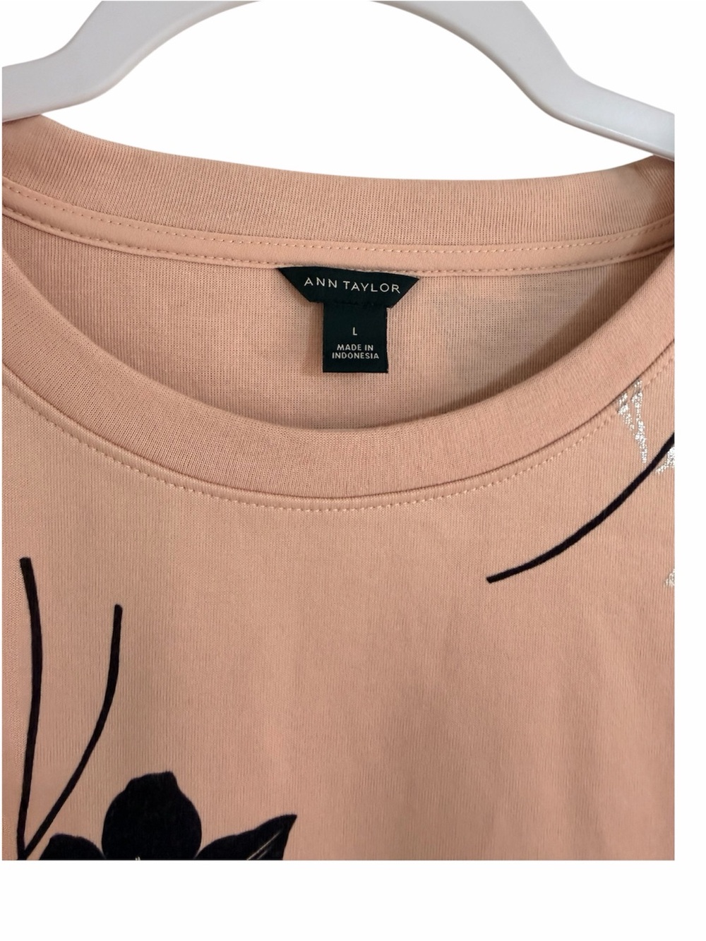 Ann Taylor Floral Crewneck Sweatshirt w/Metallic Detail-NWOT - Picture 3 of 3